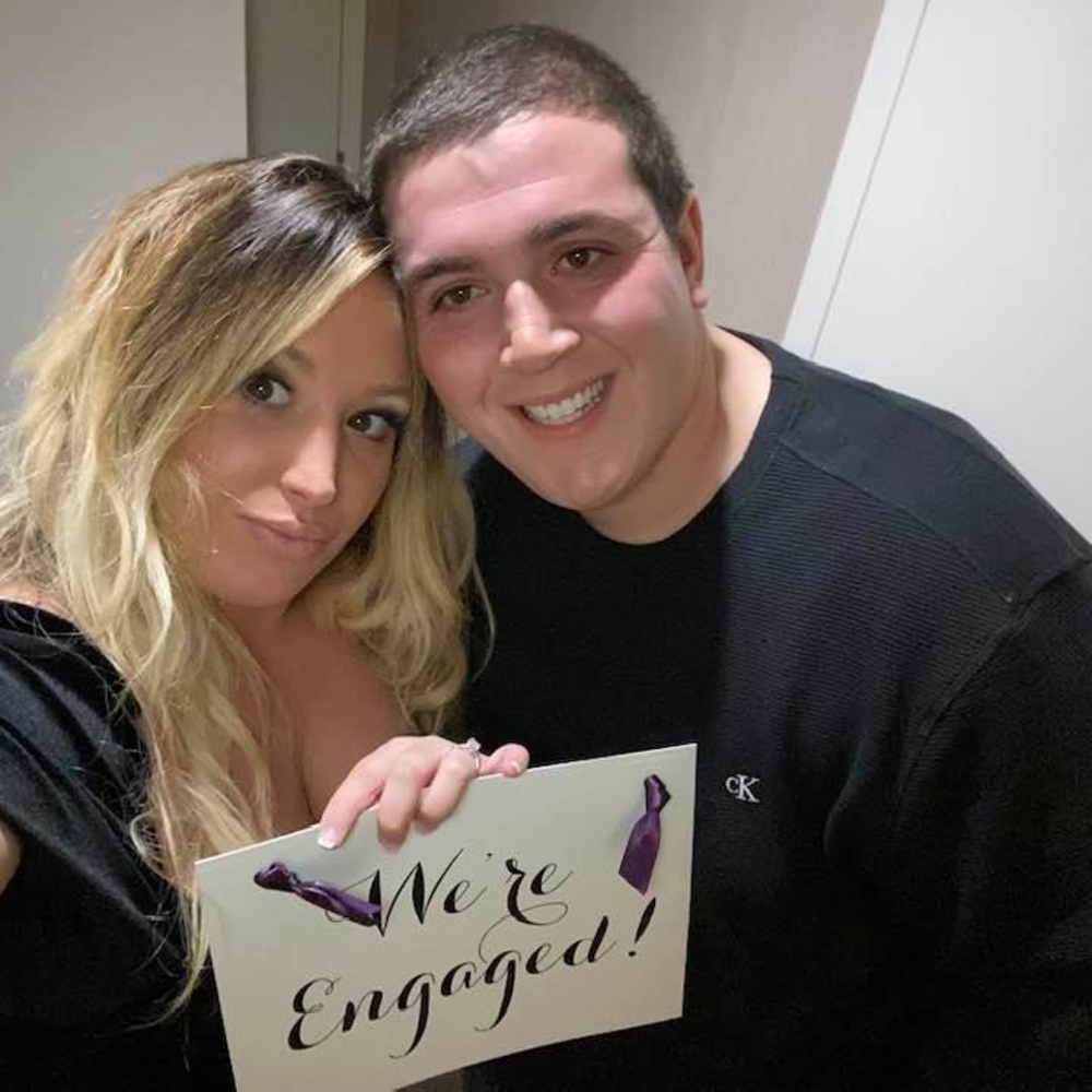 Meet your Posher, Dee